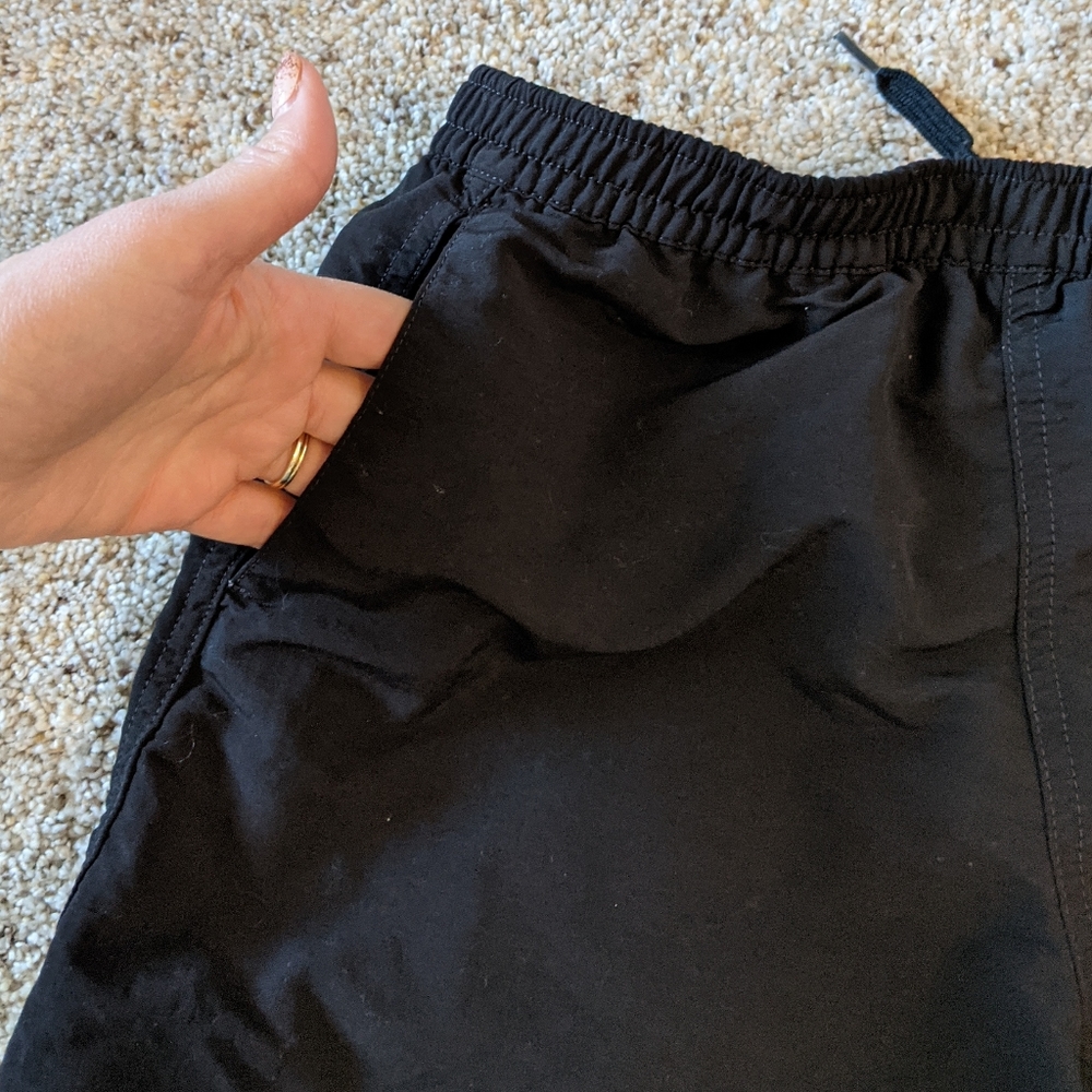 Patagonia Baggies Shorts Black 4" - Picture 3 of 5